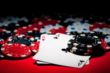 mpo21 mobile app interface showing live-dealer blackjack table on Android and iOS browsers